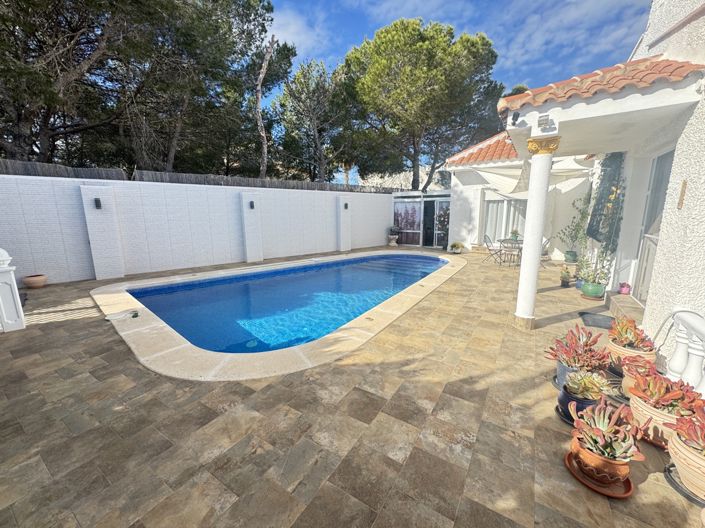 Image No.4-3 Bed Villa for sale