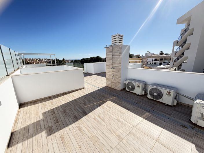 Image No.30-4 Bed Villa for sale