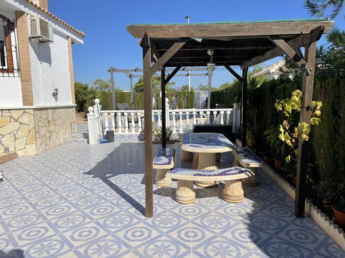 Image No.14-3 Bed Villa for sale