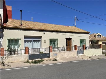 37804-bungalow-for-sale-in-perin-4407762-larg