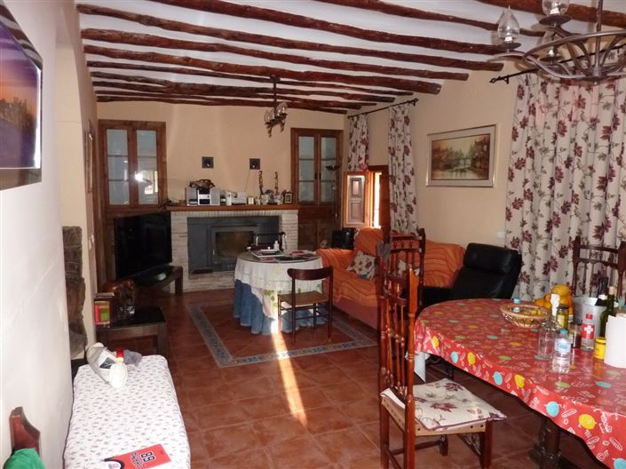 Image No.37-4 Bed Country House for sale