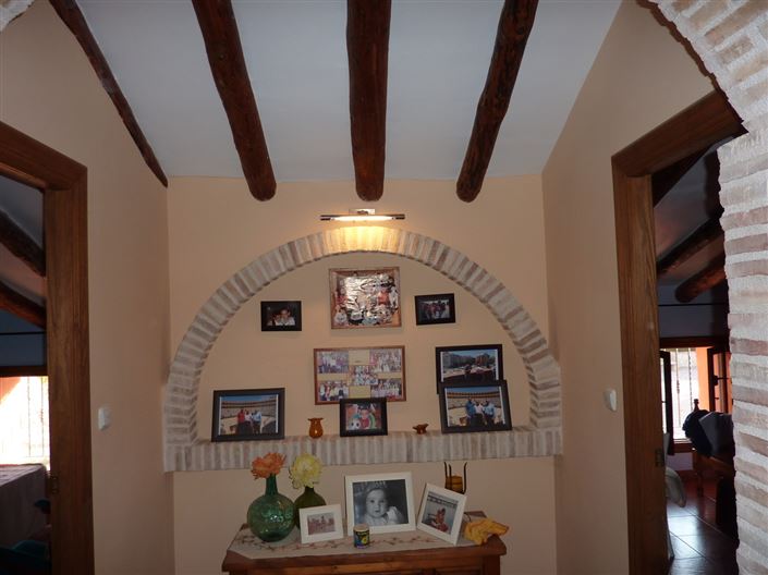 Image No.42-4 Bed Country House for sale