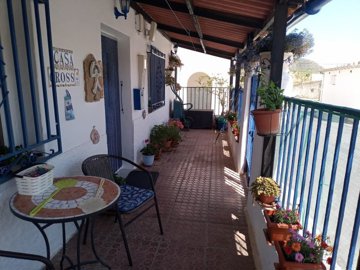 country-house-for-sale-in-seron-3