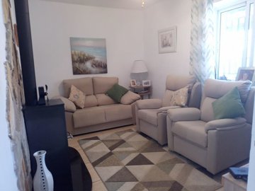 country-house-for-sale-in-seron-4