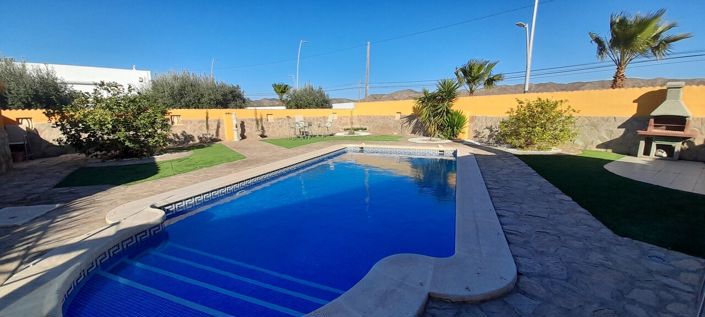 Image No.2-3 Bed Villa for sale