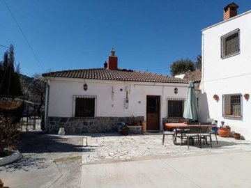 country-house-for-sale-in-seron-3