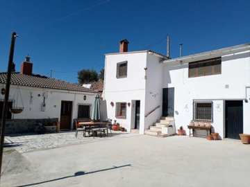 country-house-for-sale-in-seron-4