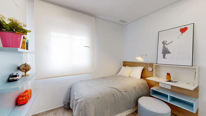 Image No.17-4 Bed Townhouse for sale