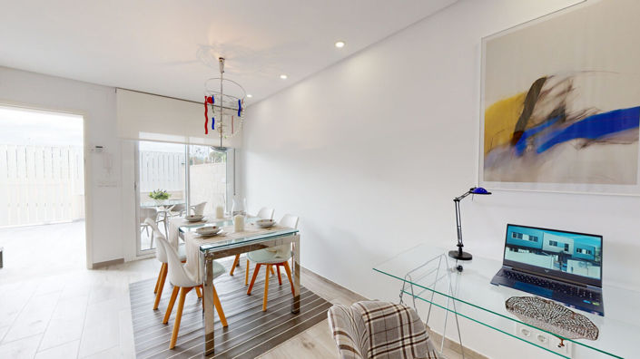 Image No.8-4 Bed Townhouse for sale