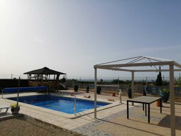 detached-villa-for-sale-in-albatera-4