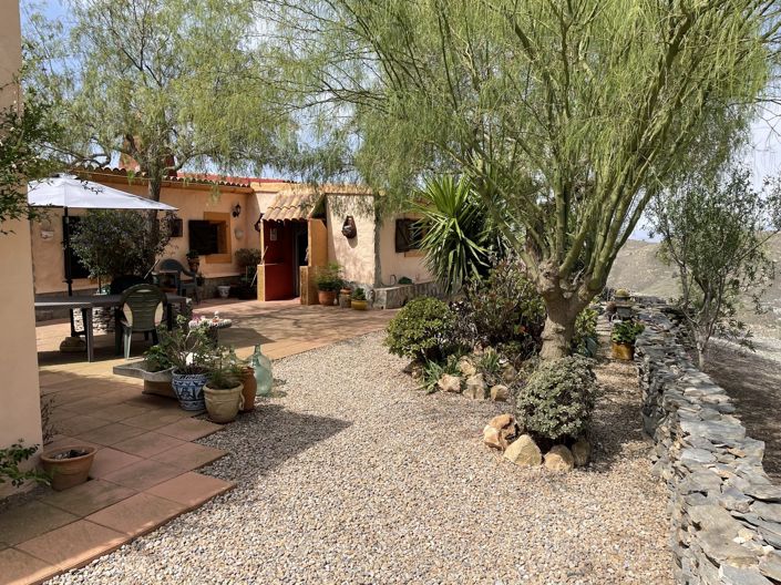 Image No.16-4 Bed Country House for sale