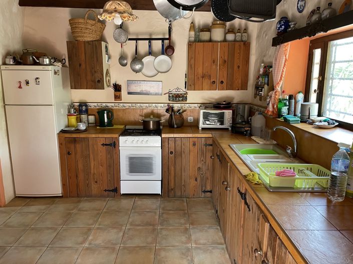 Image No.20-4 Bed Country House for sale