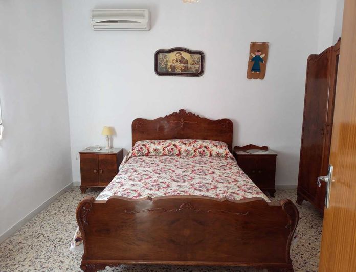 Image No.32-5 Bed Country House for sale