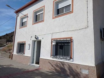 country-house-for-sale-in-partaloa-1
