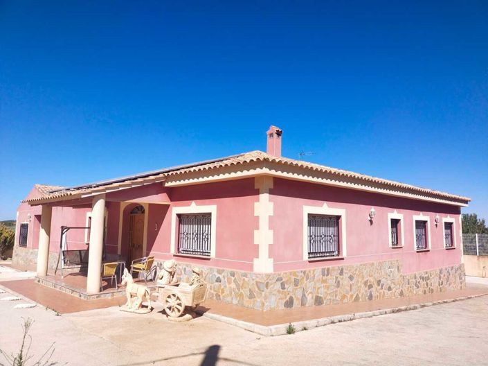Image No.1-Villa de 4 chambres à vendre à Macisvenda