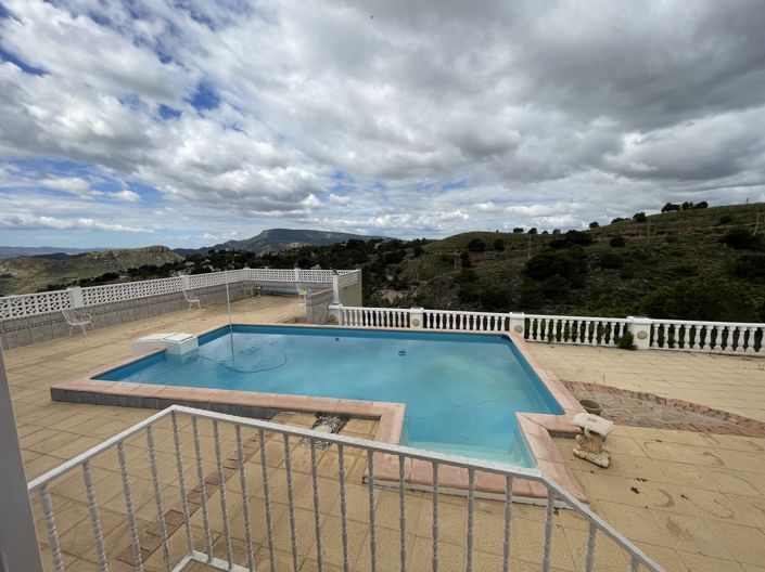 Image No.11-4 Bed Villa for sale