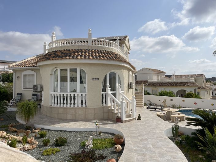 Image No.1-3 Bed Villa for sale