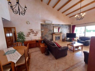 villa-for-sale-in-calasparra-es655-177050-10