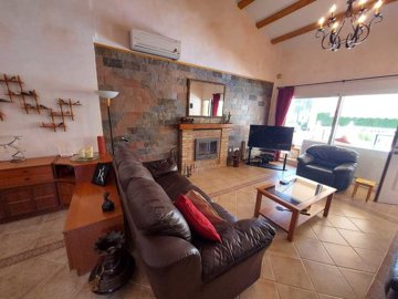villa-for-sale-in-calasparra-es655-177050-11