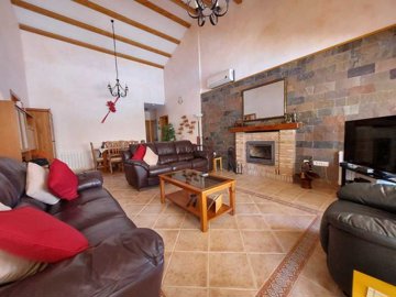 villa-for-sale-in-calasparra-es655-177050-8
