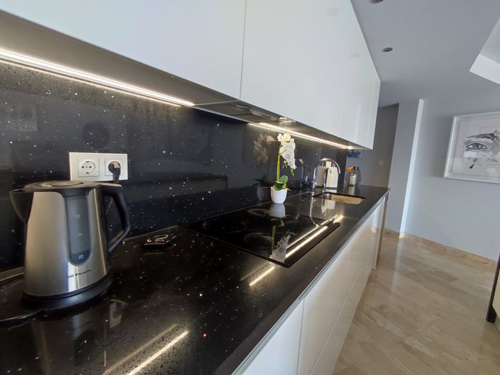 Image No.24-3 Bed Apartment for sale