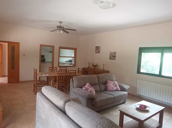 Image No.9-3 Bed Country House for sale