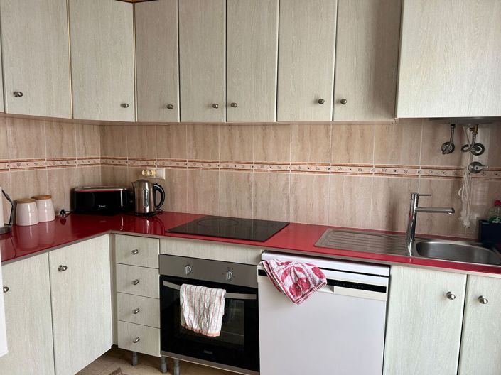 Image No.13-2 Bed Property for sale