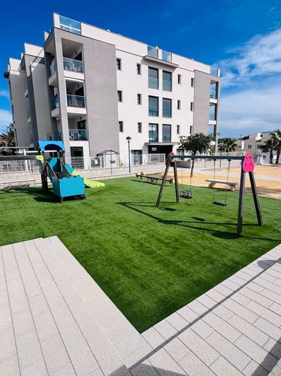 Image No.26-2 Bed Apartment for sale