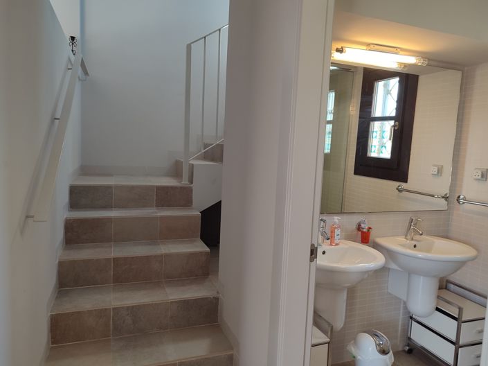 Image No.21-3 Bed Villa for sale