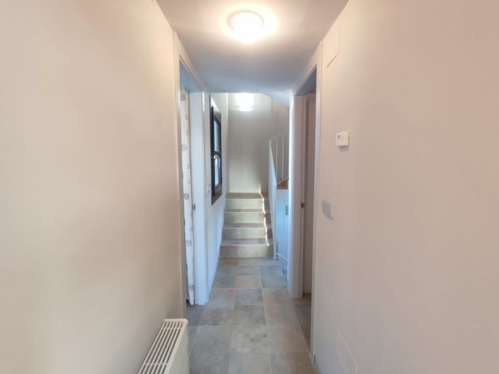 Image No.28-3 Bed Villa for sale