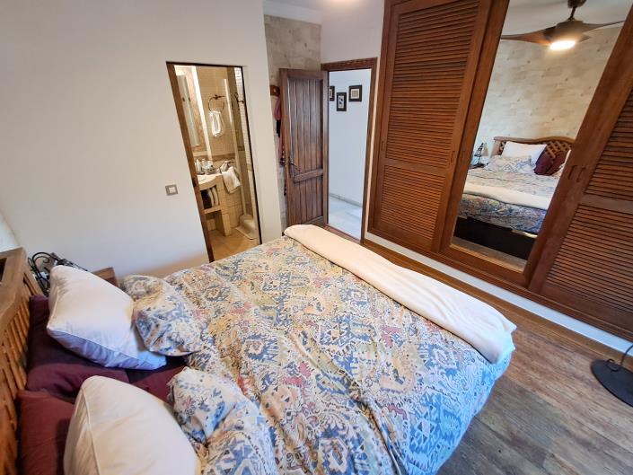 Image No.15-3 Bed Apartment for sale