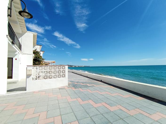 Image No.3-Jumelé de 3 chambres à vendre à La Cala De Mijas