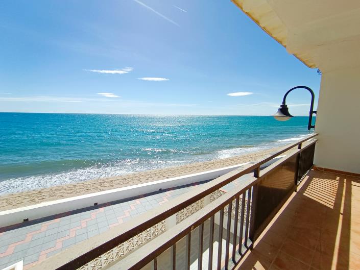 Image No.2-Jumelé de 3 chambres à vendre à La Cala De Mijas