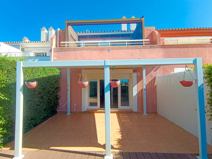 Image No.4-3 Bed Townhouse for sale