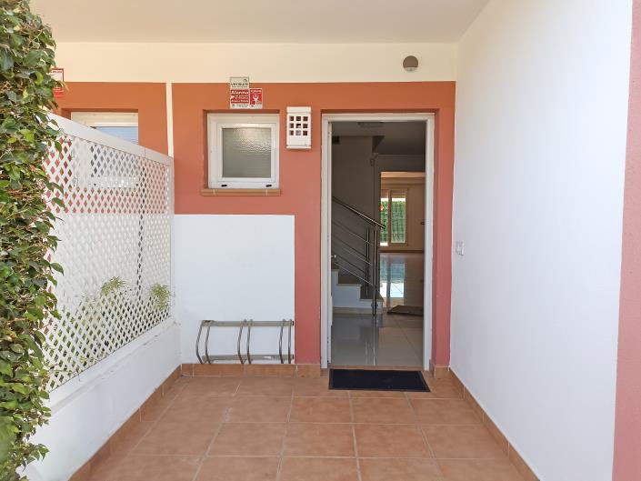 Image No.32-3 Bed Townhouse for sale