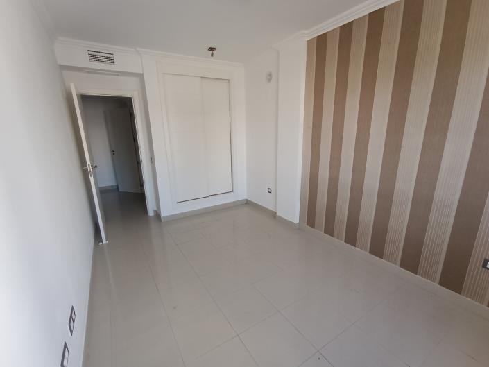 Image No.23-3 Bed Townhouse for sale