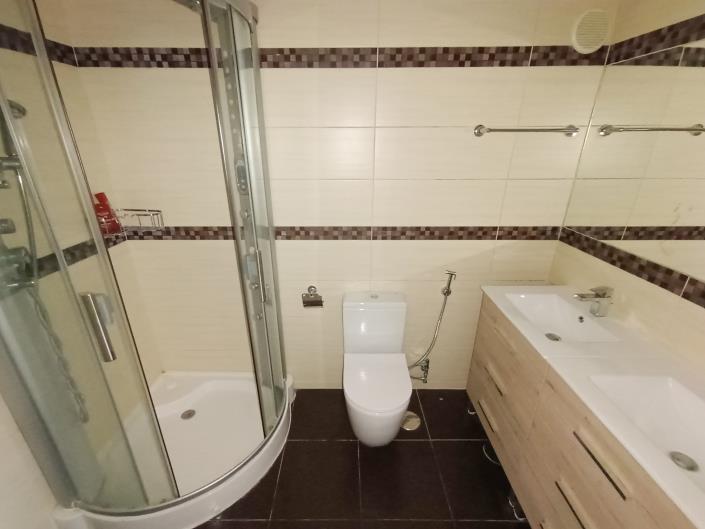 Image No.24-3 Bed Townhouse for sale