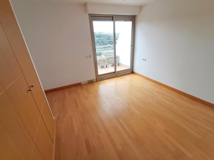 Image No.16-2 Bed Duplex for sale