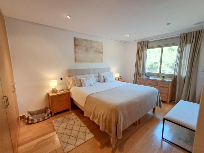 Image No.24-3 Bed Townhouse for sale