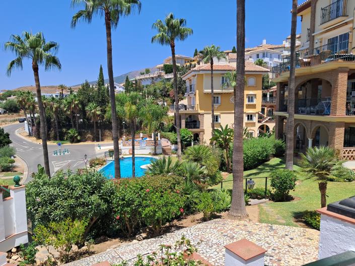 Image No.29-2 Bed House for sale