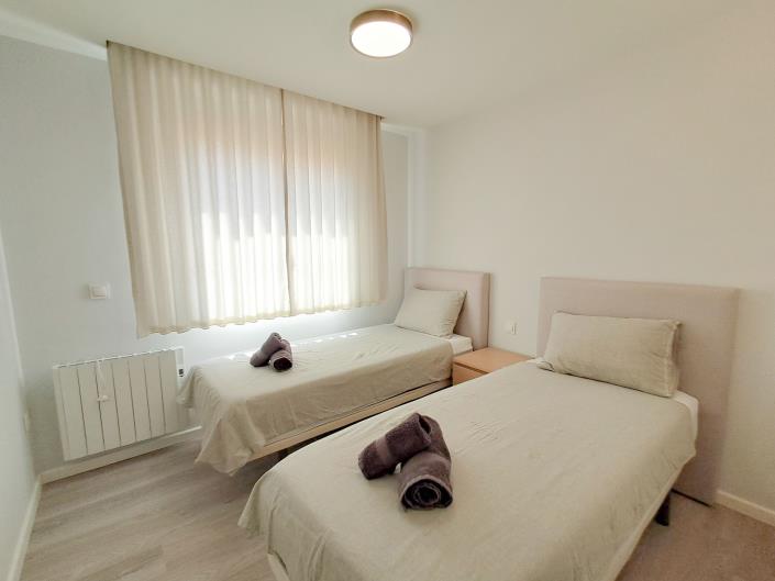 Image No.15-3 Bed Apartment for sale