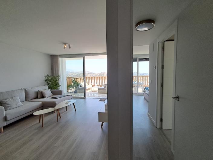 Image No.8-3 Bed Apartment for sale