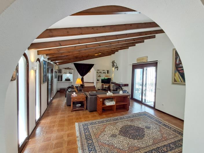 Image No.5-6 Bed Villa / Detached for sale