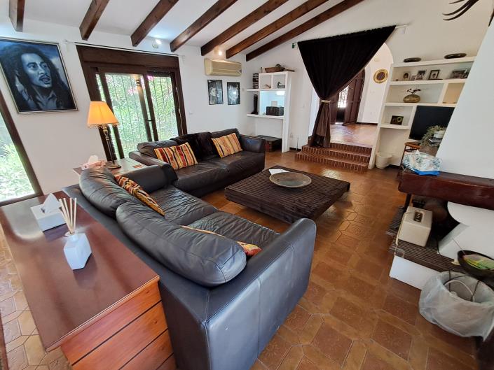 Image No.4-6 Bed Villa / Detached for sale