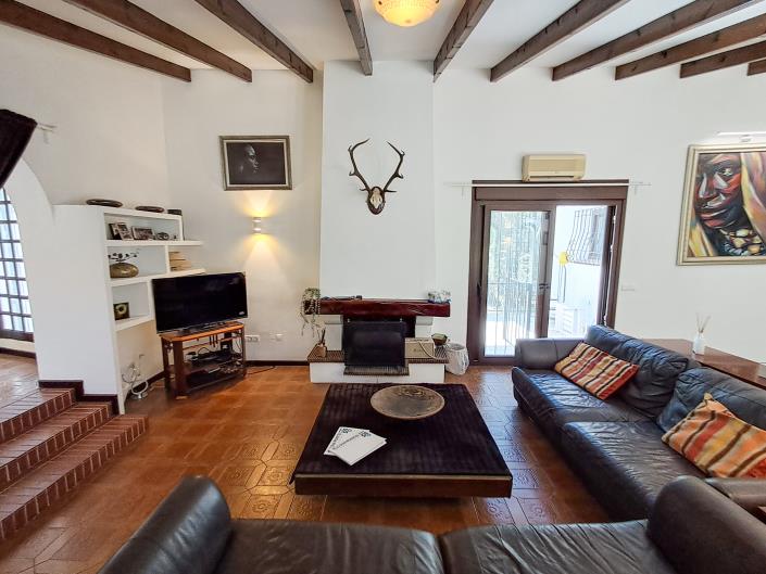 Image No.6-6 Bed Villa / Detached for sale