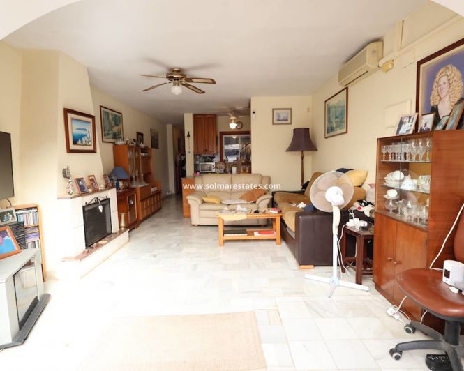 Image No.2-3 Bed Townhouse for sale