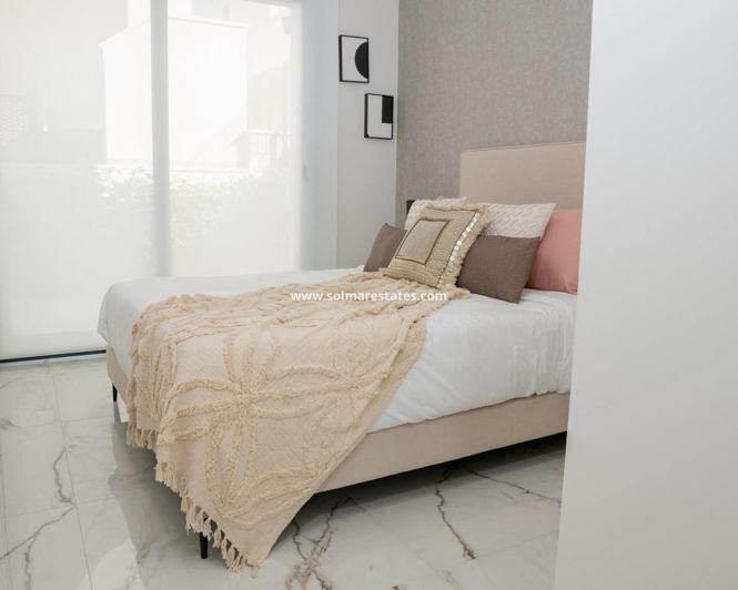 Image No.17-3 Bed Villa for sale