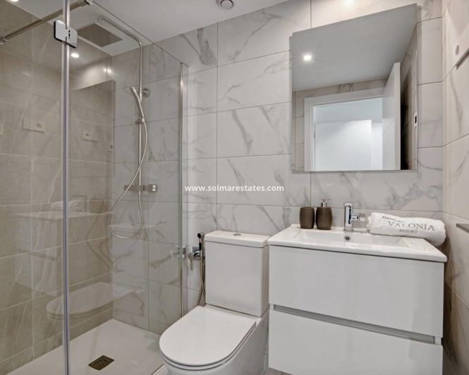 Image No.24-3 Bed Apartment for sale