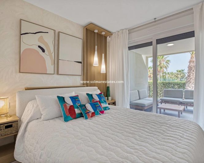 Image No.25-3 Bed Apartment for sale