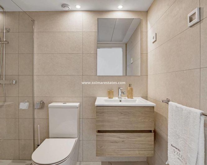 Image No.27-3 Bed Apartment for sale